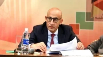 وزير التعليم يقرر عقد امتحانات الثانوية العامة هذا العام بنظام التجمعات
